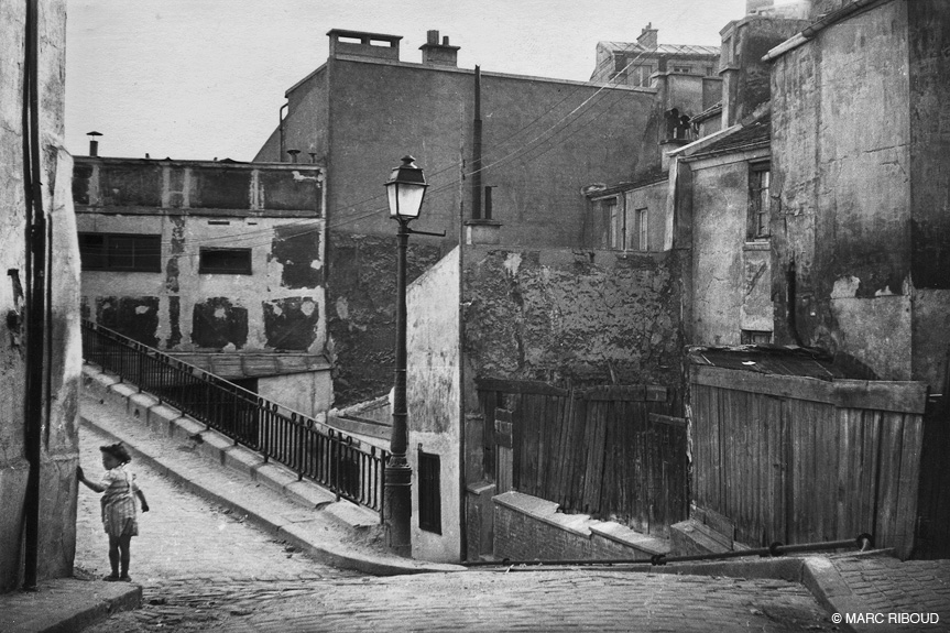PARIS-021