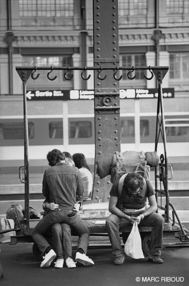 PARIS-093
