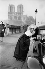 PARIS-002