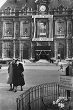 PARIS-063