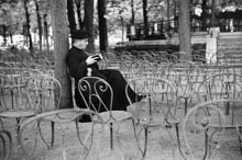 PARIS-084